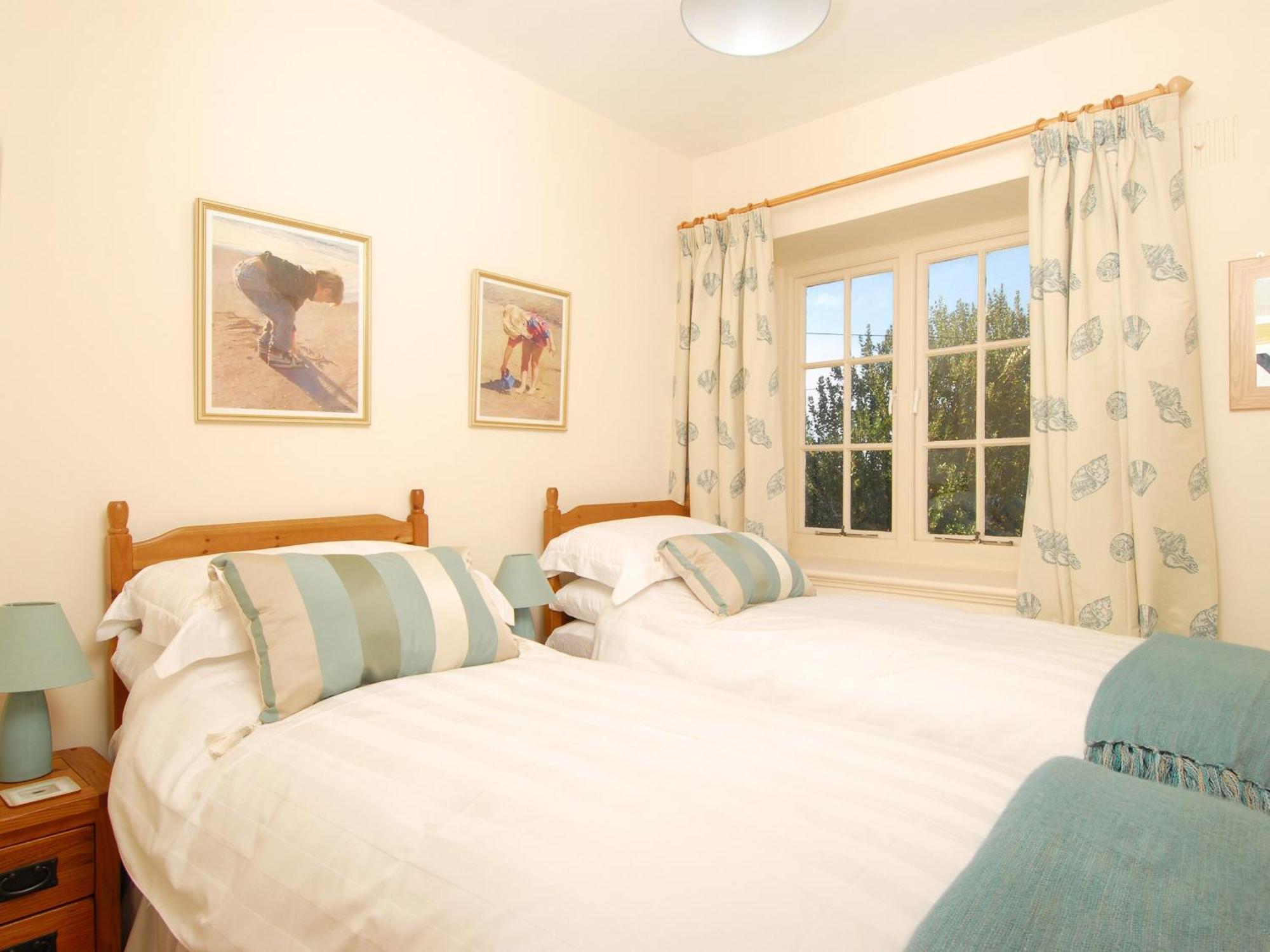 Apartment Bishops View Polzeath