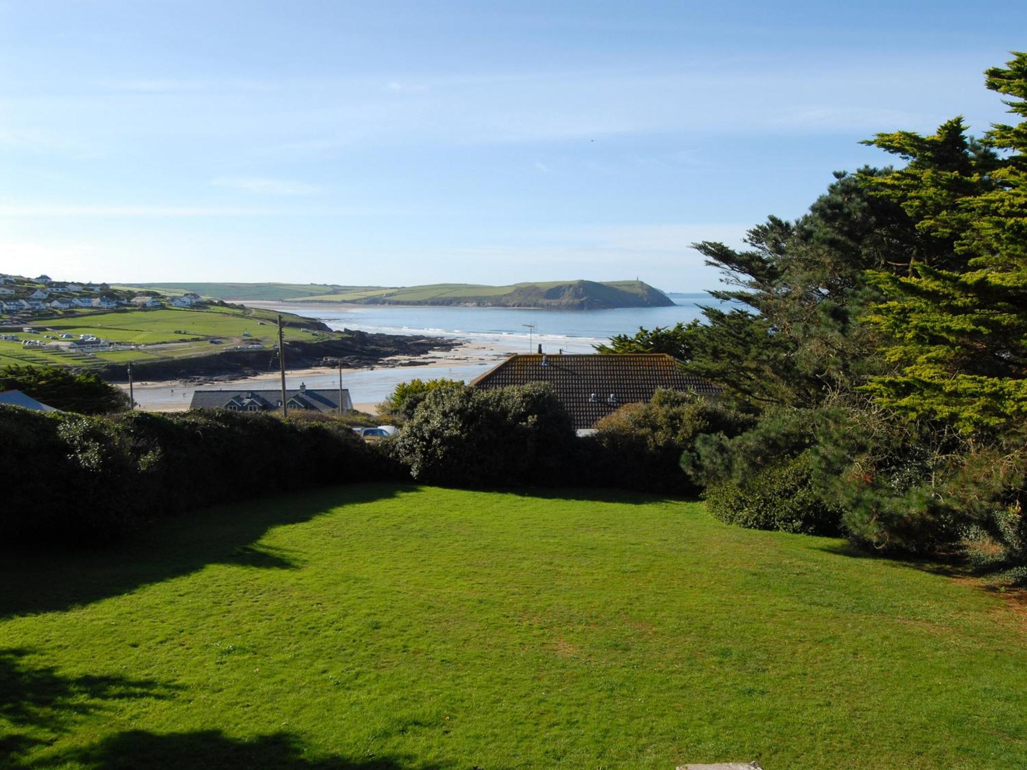 Bishops View Apartment Polzeath